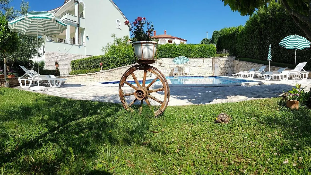 Apartment Villa Noela Pula